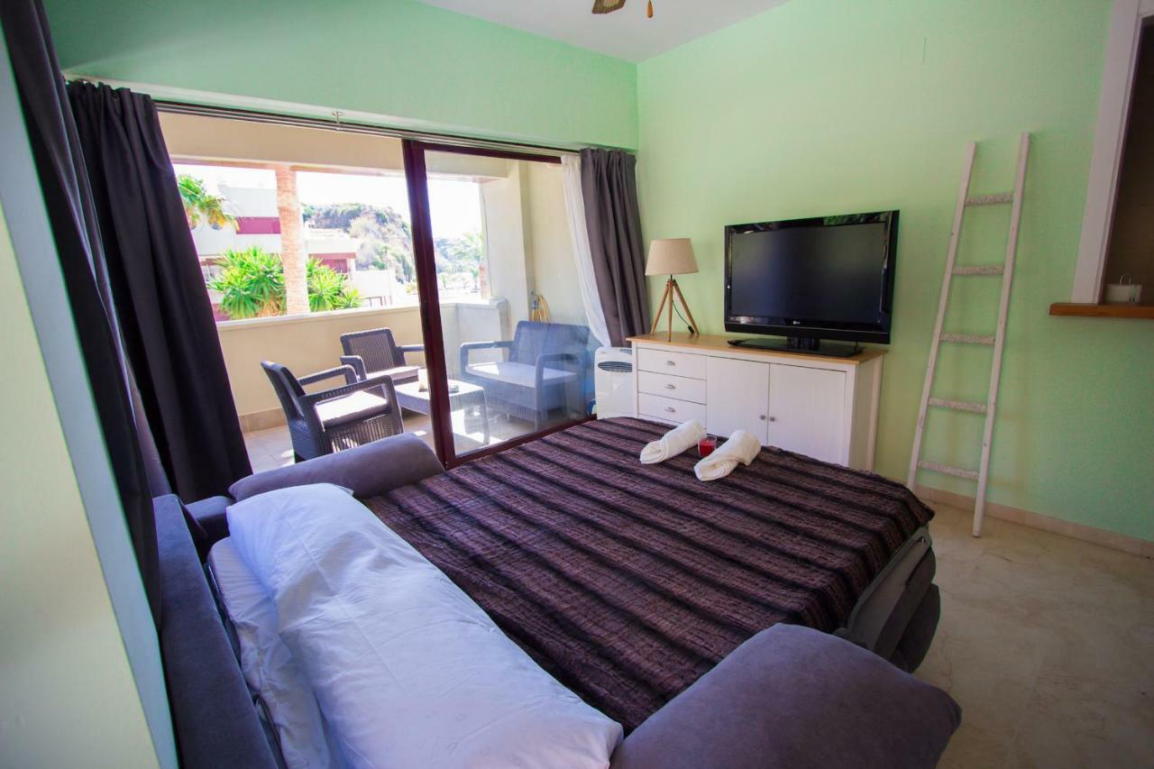 Burriana Beach Apartment Нерха Екстериор снимка